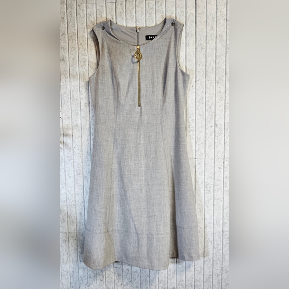 DKNY Sleeveless Gray Shift Dress Size 4 With Gold Zipper Detail